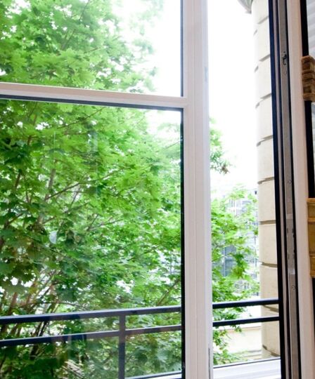 Entretenir et prolonger la durée de vie de vos menuiseries à Angers